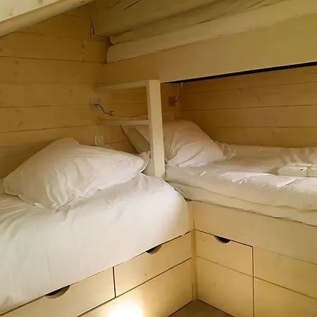 Duplex Skis Aux Pieds Centre Village - 6 Couchages - 2 Salles De Bain * La Clusaz