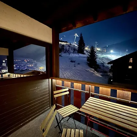 Duplex Skis Aux Pieds Centre Village - 6 Couchages - 2 Salles De Bain *